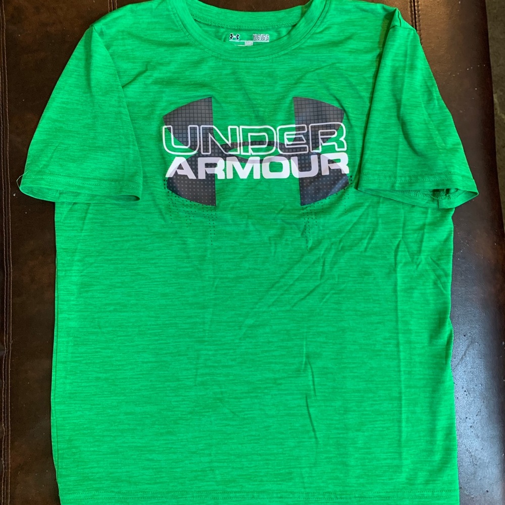 Boys Under Armour Dri-fit T-shirt